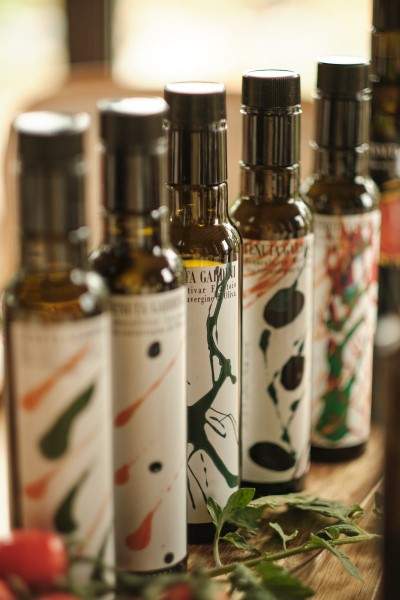 Olive-oil tastings